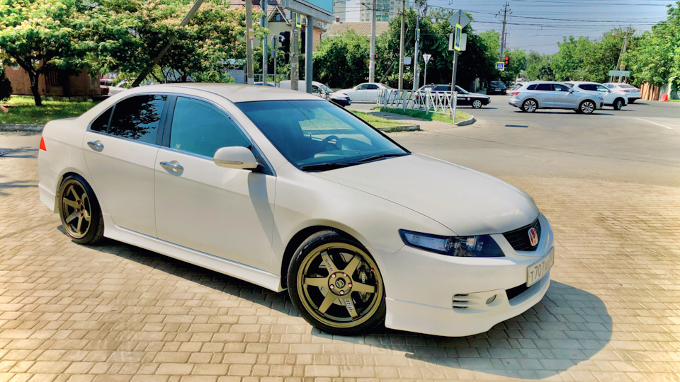 Honda Accord Type-S SE ~White shark~
