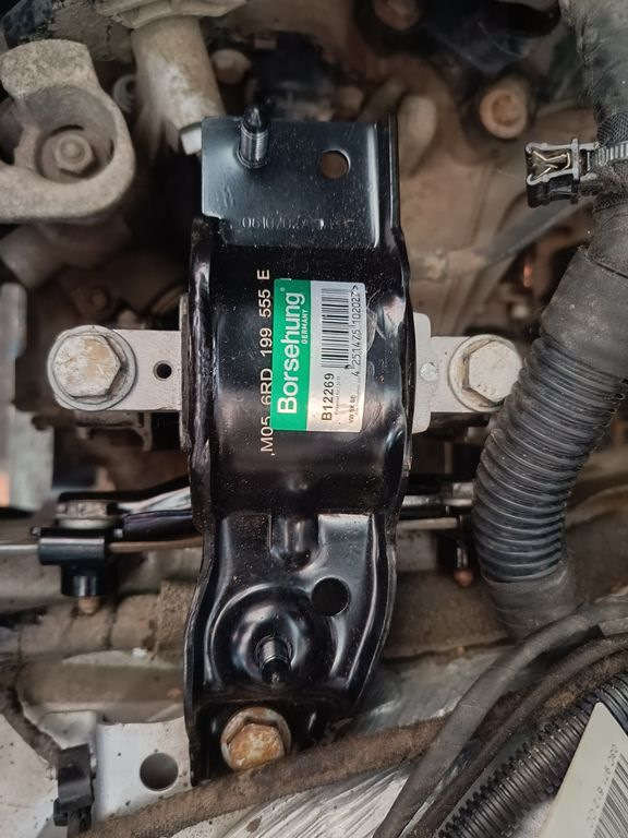 Фото в бортжурнале Volkswagen Polo Sedan. Запчасти на фото: 6RD199555, B12269