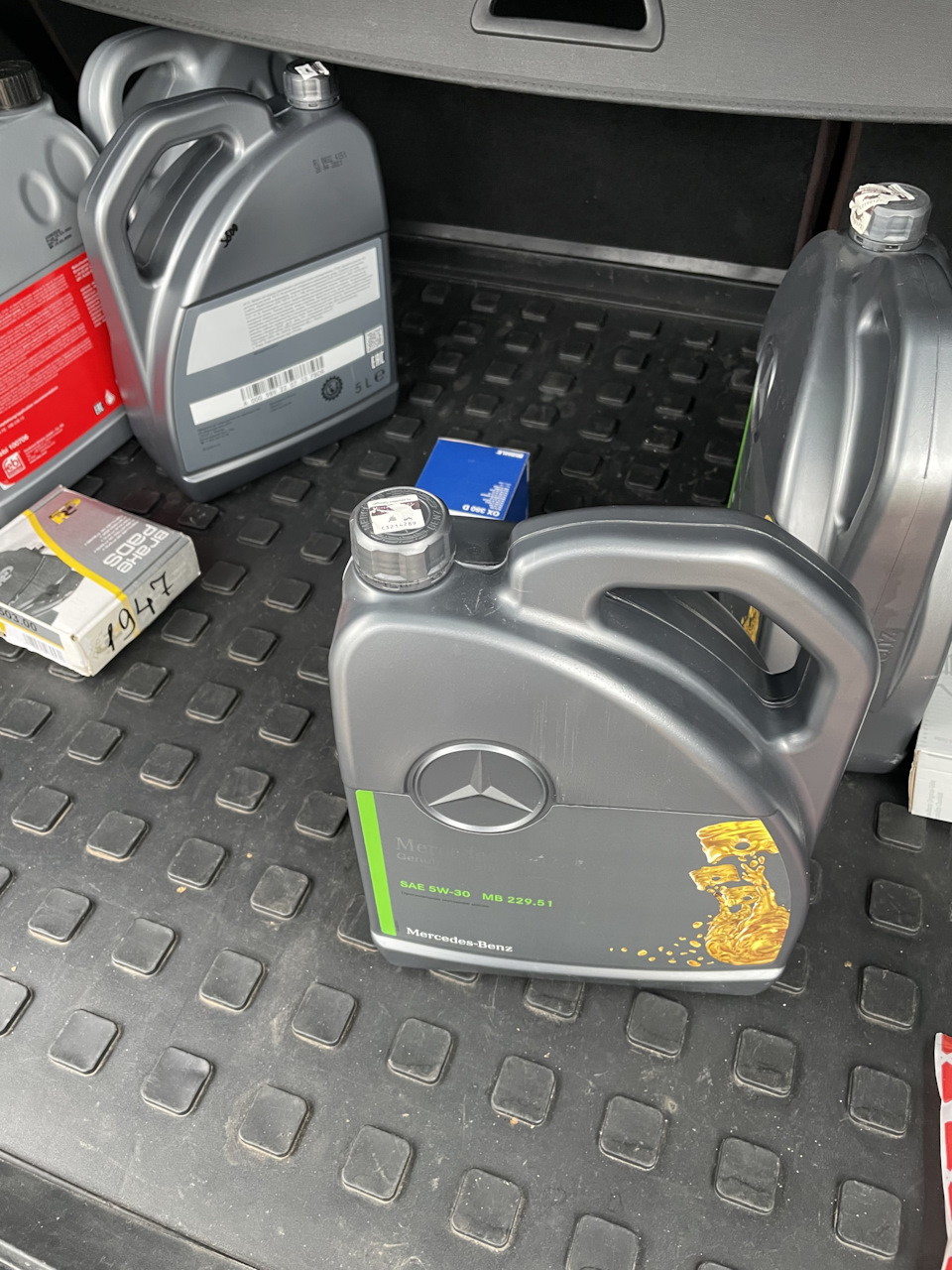 Фото в бортжурнале Mercedes-Benz M-Class (W166). Запчасти на фото: MB22951