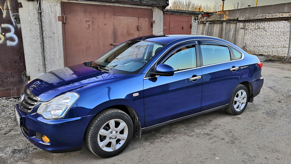 Nissan Almera