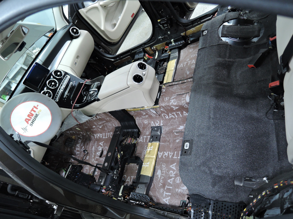 Фото в бортжурнале Mercedes-Benz C-Class (W205)