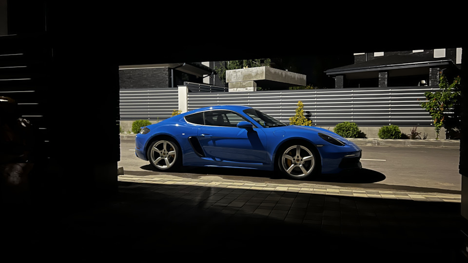 Porsche Cayman S