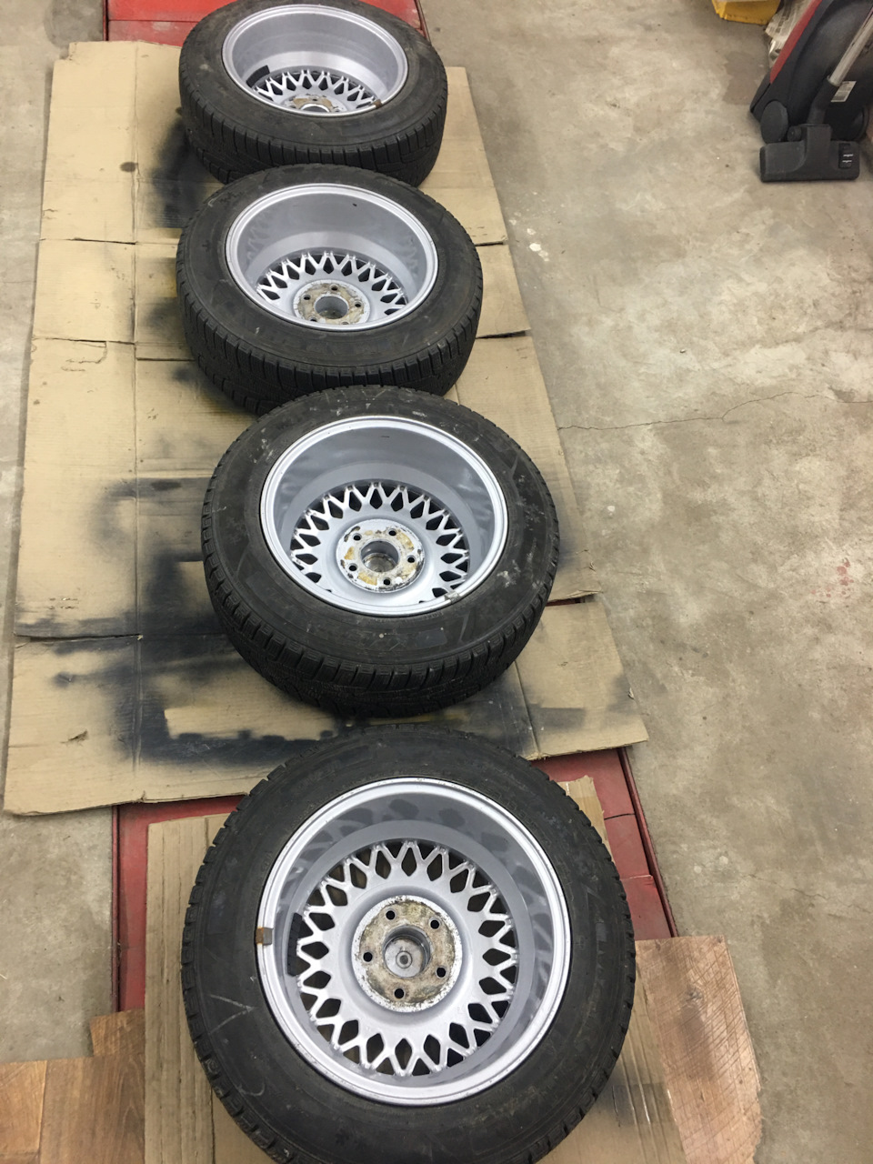 Фото в бортжурнале Mercedes-Benz 190 (W201)