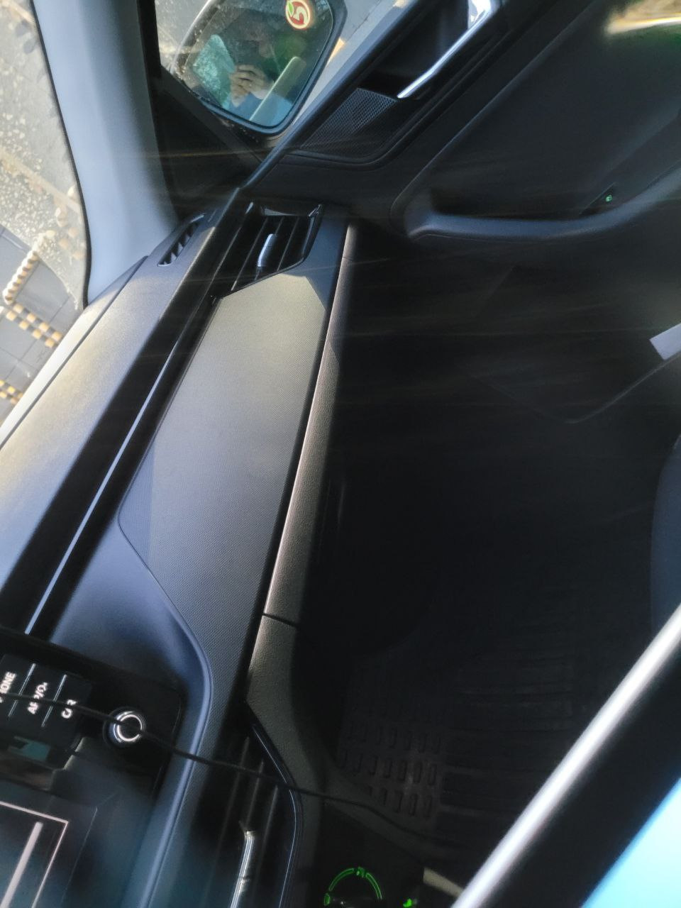 Подсветка пассажира — Skoda Rapid (2G)