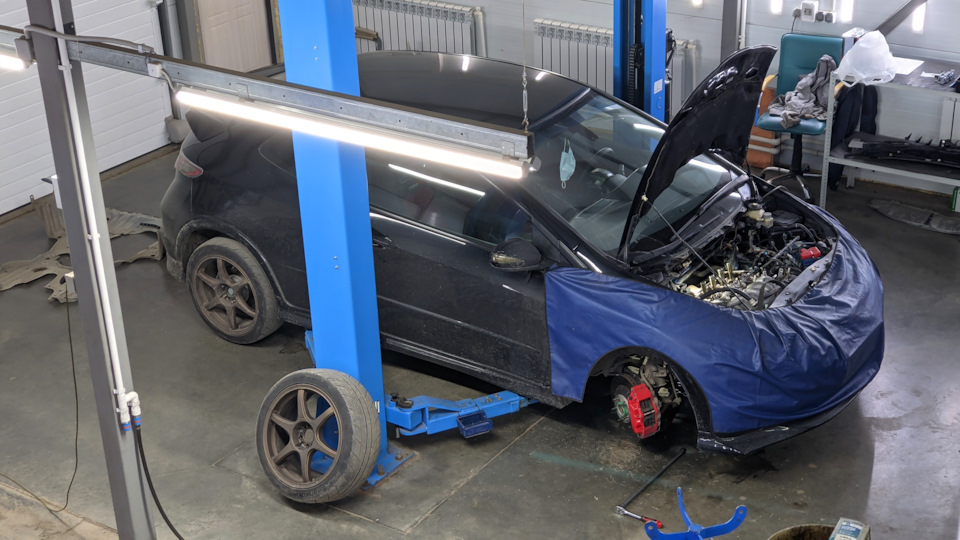 Фото в бортжурнале Honda Civic Type R (3G)
