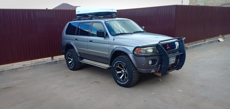 3 — Mitsubishi Montero Sport (1G)