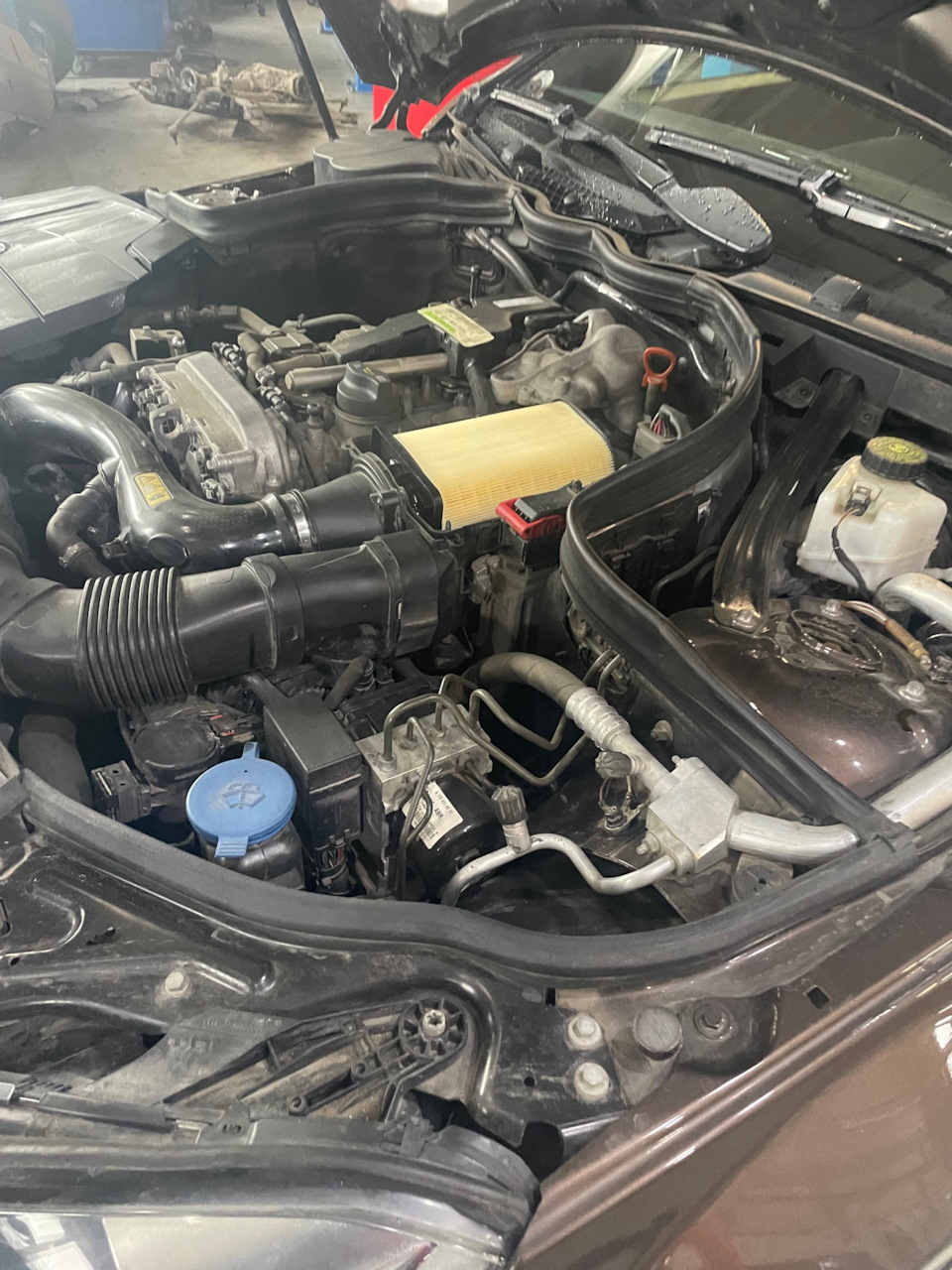 Фото в бортжурнале Mercedes-Benz C-Class (W204)