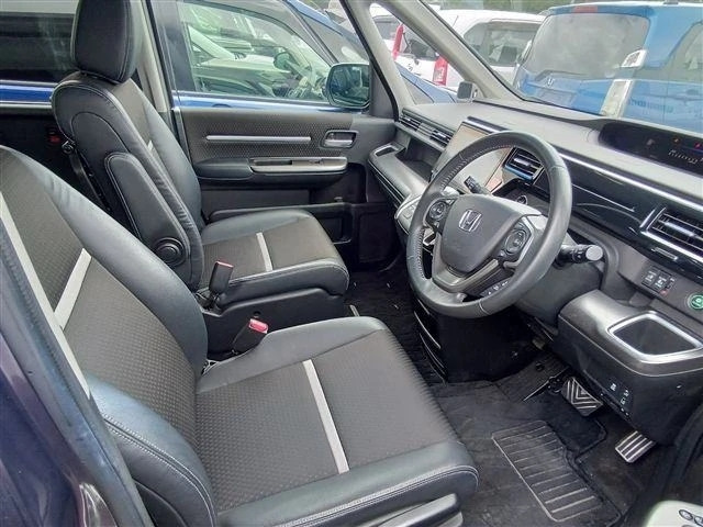 хорошо, очень хорошо — Honda Stepwgn (5G)