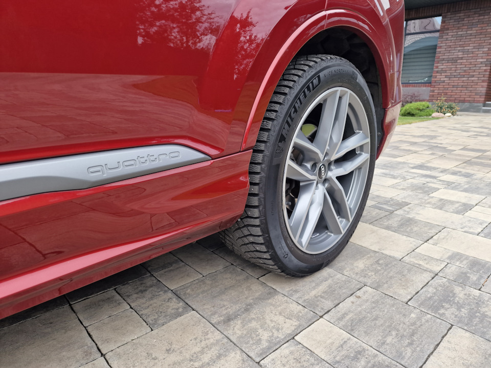 Фото в бортжурнале Audi Q7 (2G)