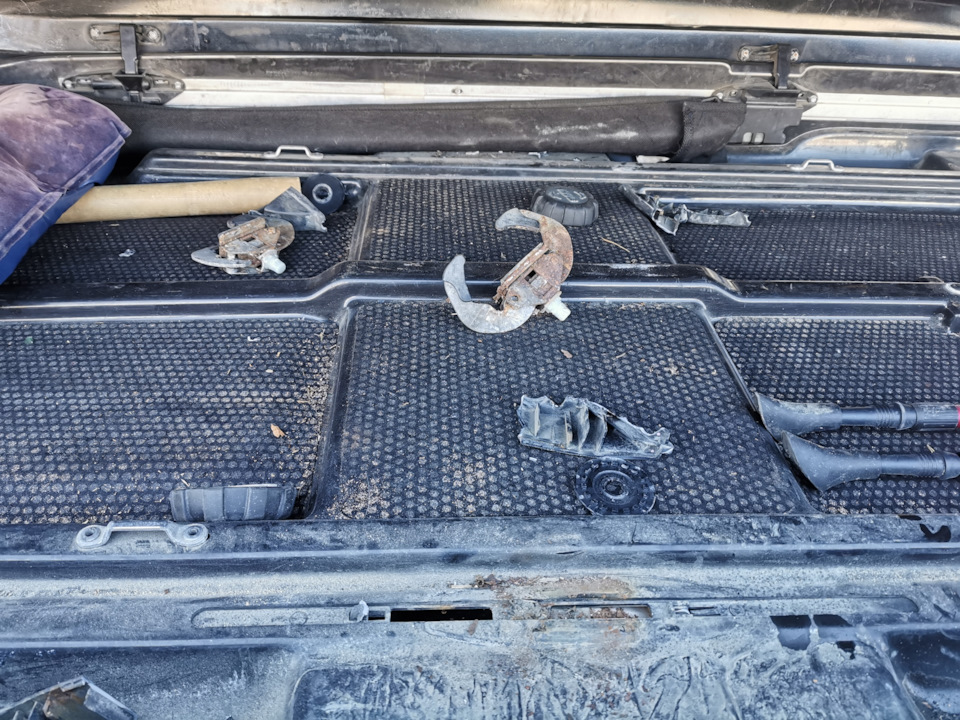 Фото в бортжурнале Volvo XC70 III