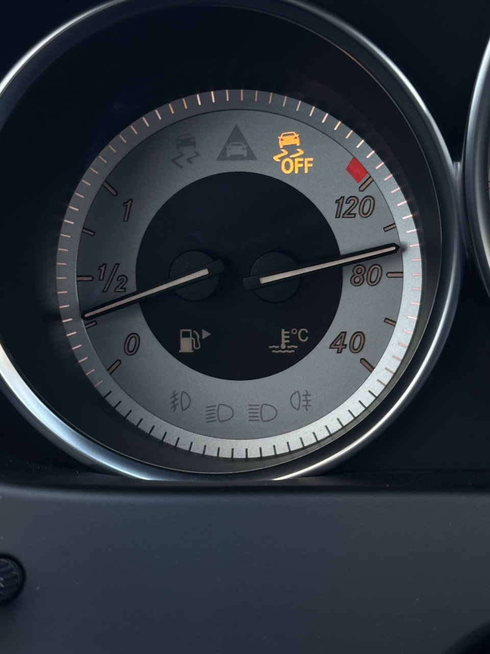Фото в бортжурнале Mercedes-Benz C-Class (W204)