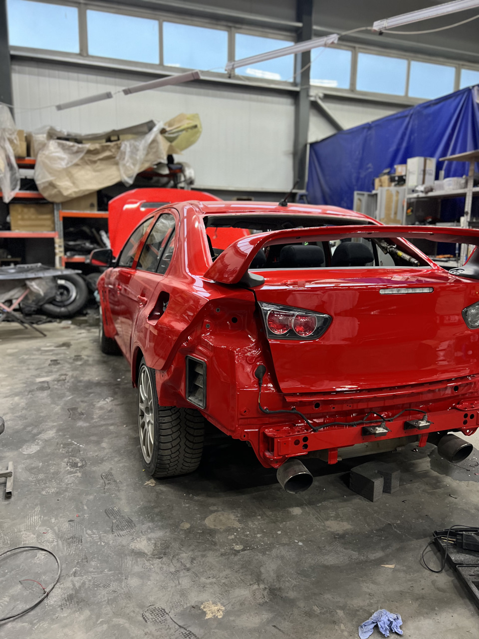 Собираем — Mitsubishi Lancer Evolution X