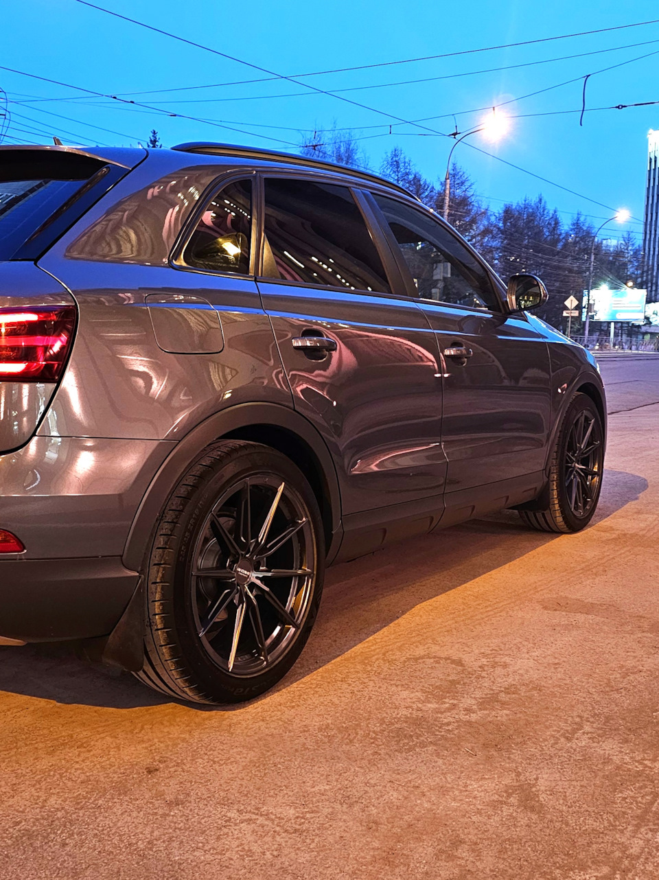 Фото в бортжурнале Audi Q3 (1G)