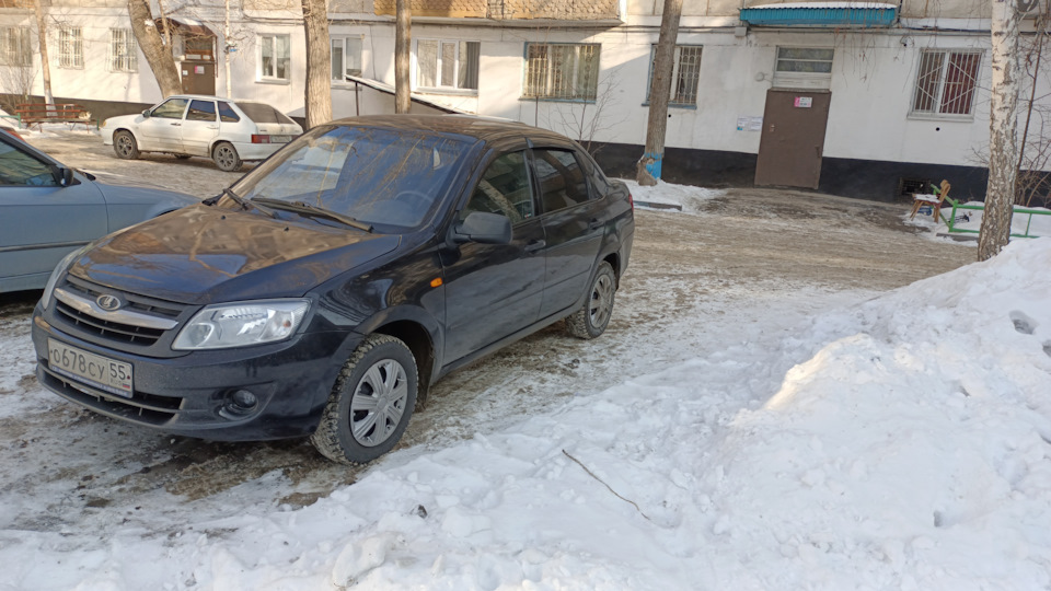 Lada Granta RAБОТЯGA
