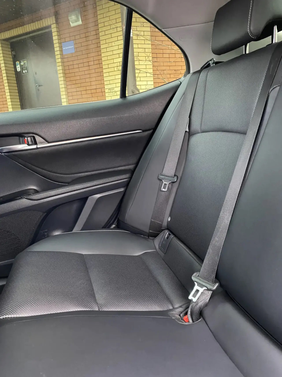 Фото в бортжурнале Toyota Camry (XV70)