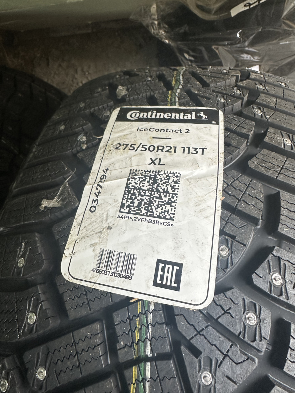 Бирка — Mazda CX-90. Запчасти на фото: Continental ContiIceContact 2 275/50R21