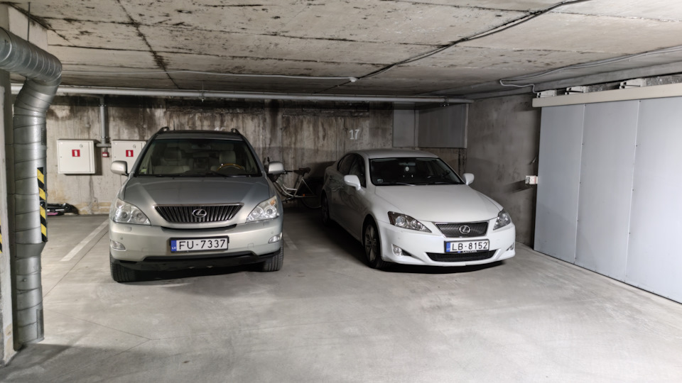 Фото в бортжурнале Lexus IS II