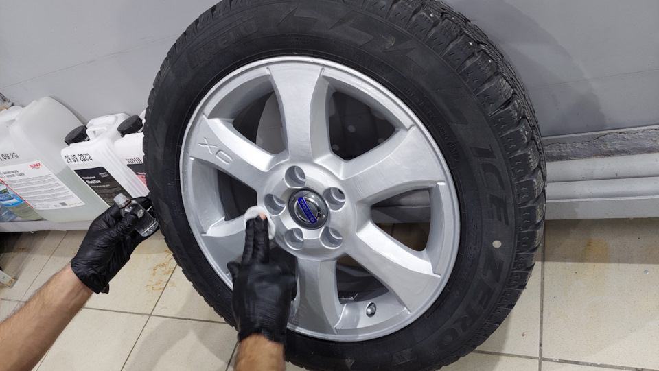 Фото в бортжурнале Volvo S40 (2G)