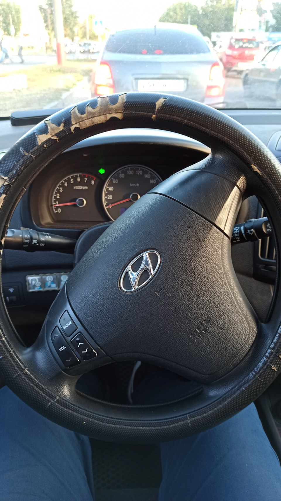 Оплетка уже просто кричит о пощаде)) — Hyundai Elantra (4G)