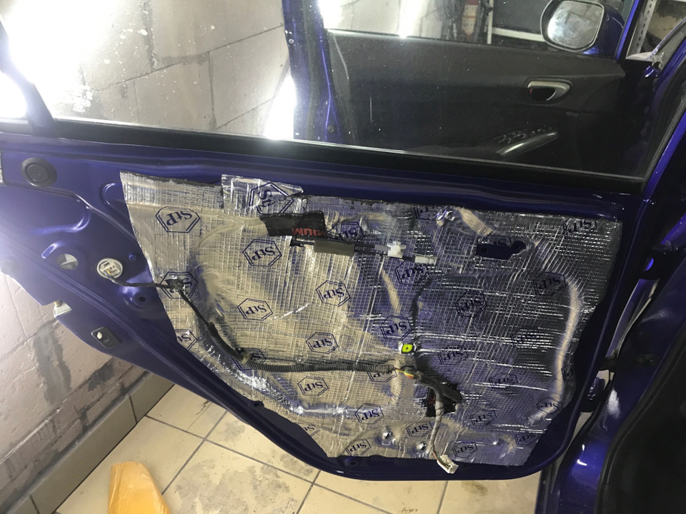Фото в бортжурнале Honda Civic 4D (8G)