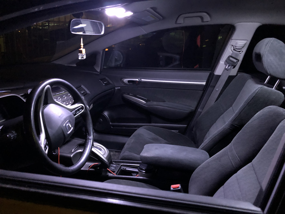 Фото в бортжурнале Honda Civic 4D (8G)
