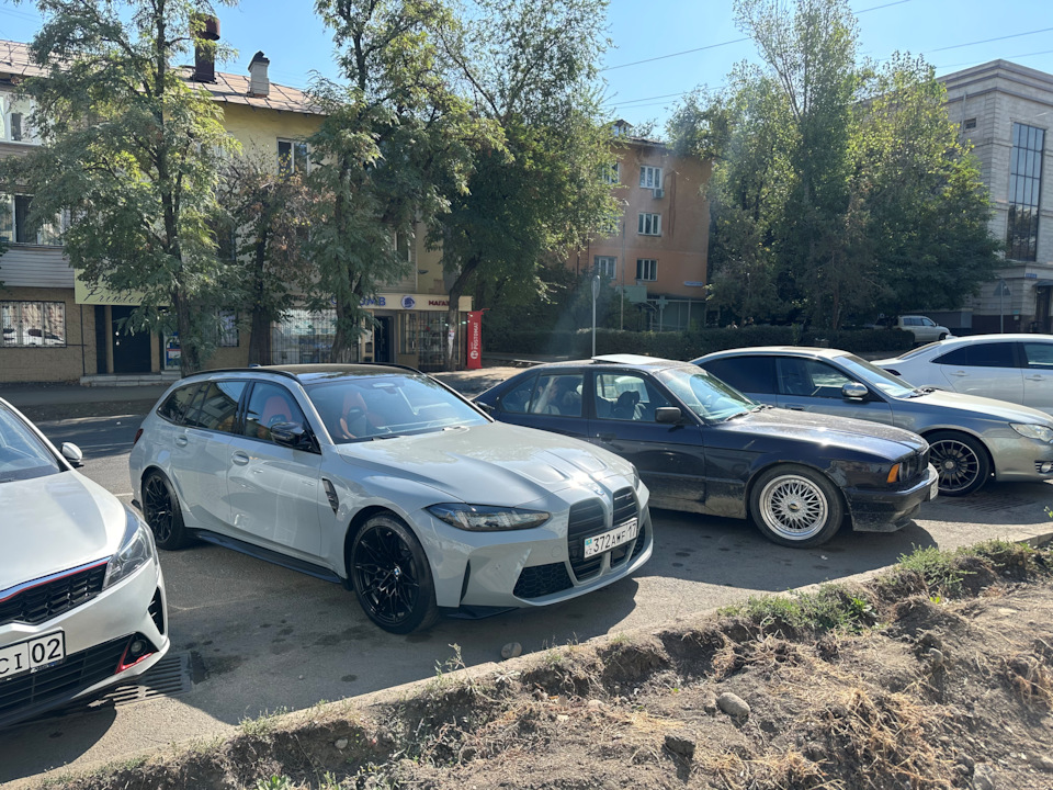 Фото в бортжурнале BMW 5 series (E34)