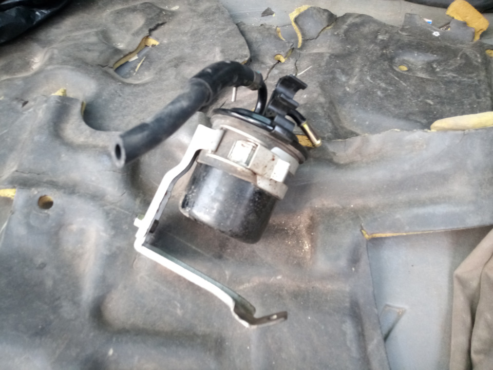 Сгонял на обеде до соседнего разбора — Subaru Legacy (BE/BH/BT)
