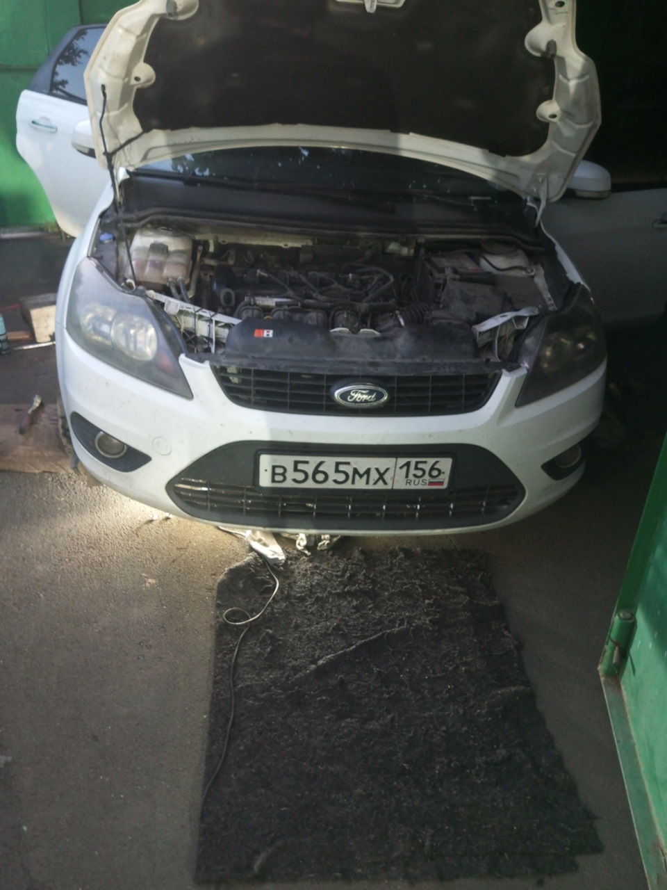 Фото в бортжурнале Ford Focus Hatchback II