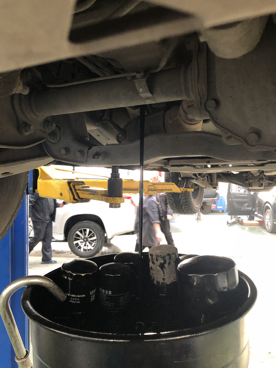 масло из двигла — Mitsubishi Pajero Sport (3G)