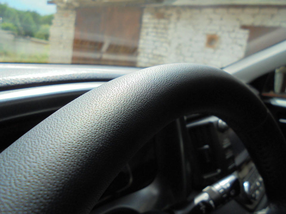 Фото в бортжурнале Toyota RAV4 (IV)