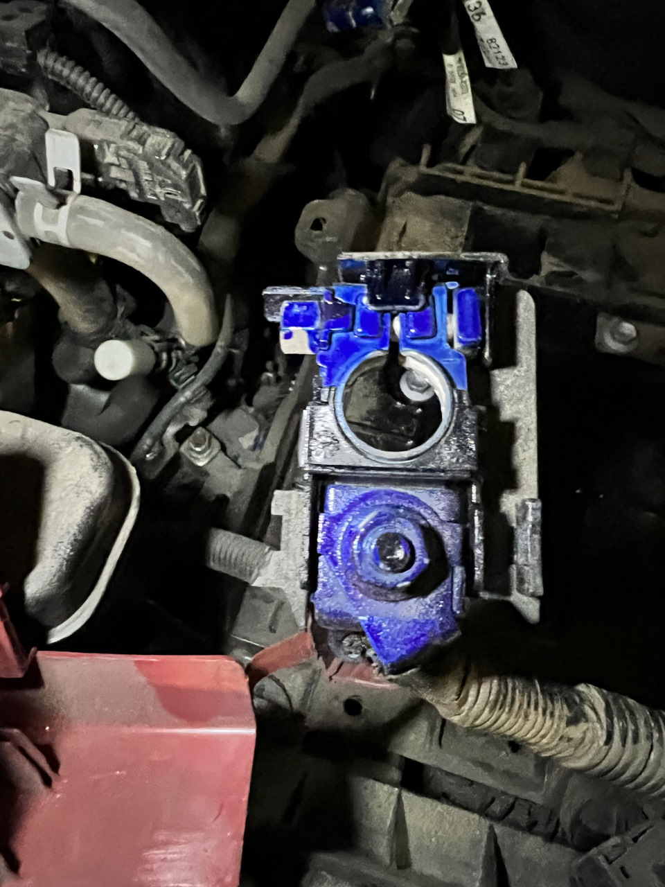 Фото в бортжурнале Toyota RAV4 (5G)