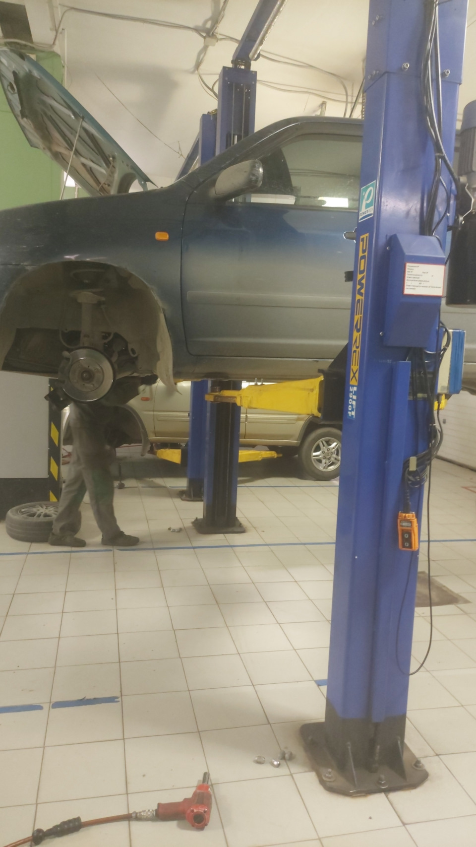 Фото в бортжурнале Toyota Succeed