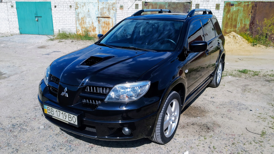 Mitsubishi Outlander 2.0 TURBO