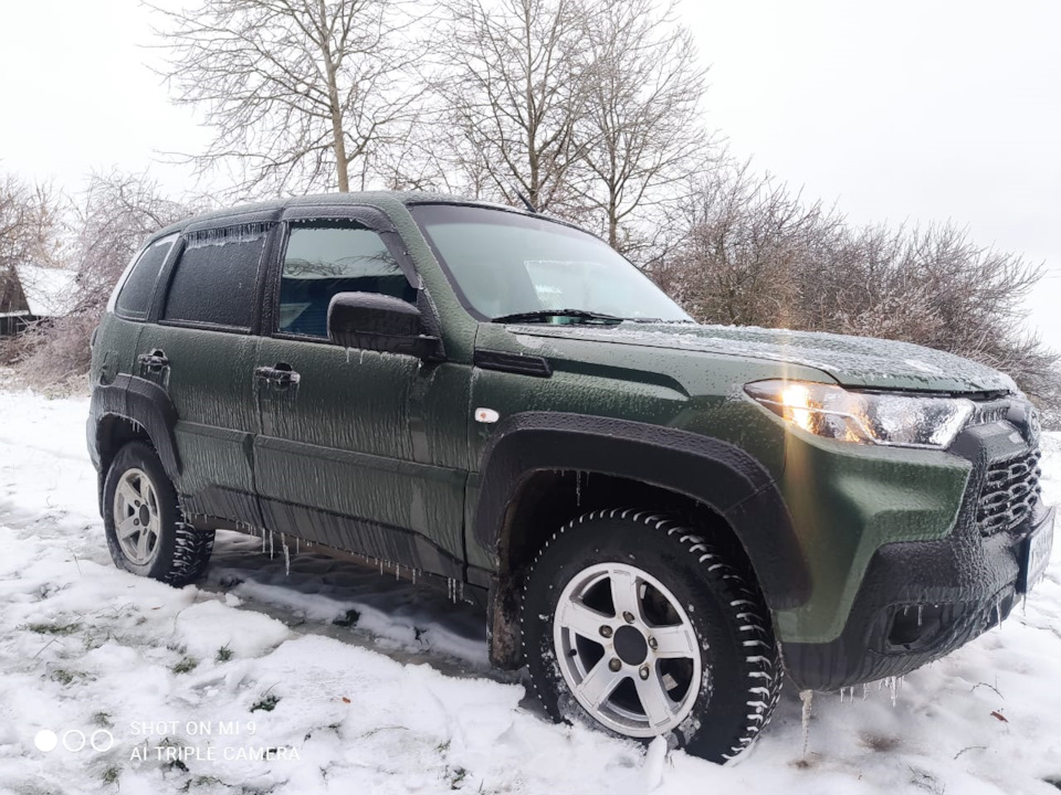 Зима уже — Lada Niva Travel