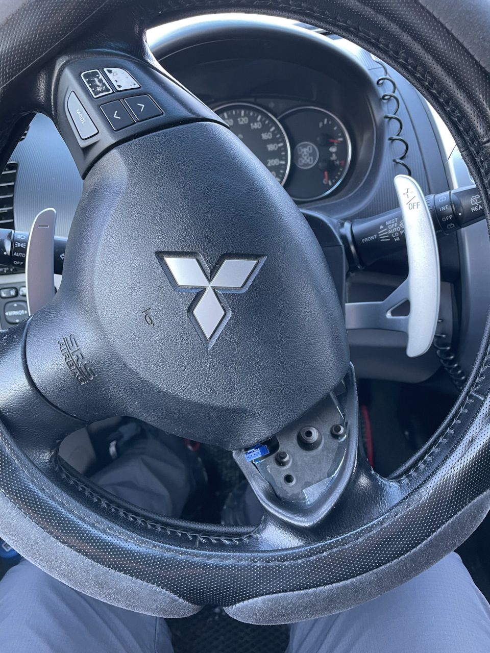 Вытаскивается на один счет <img src= — Mitsubishi Pajero Sport (2G)