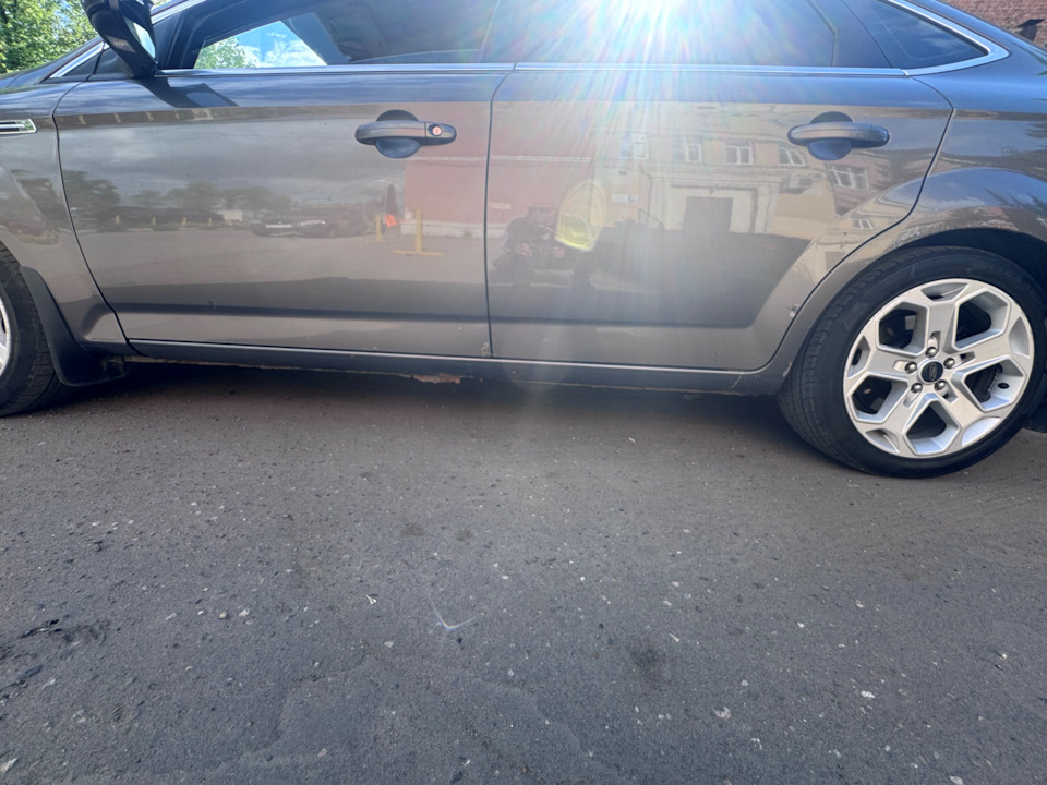 Порог и низ дверей — Ford Mondeo IV