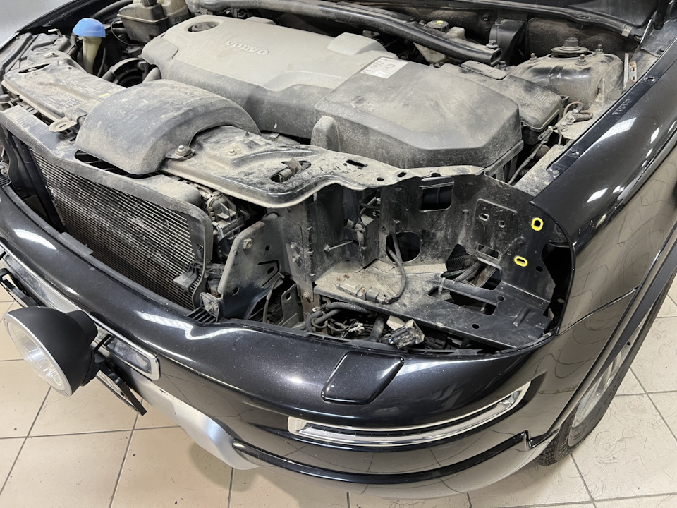 Фото в бортжурнале Volvo XC90 (1G)