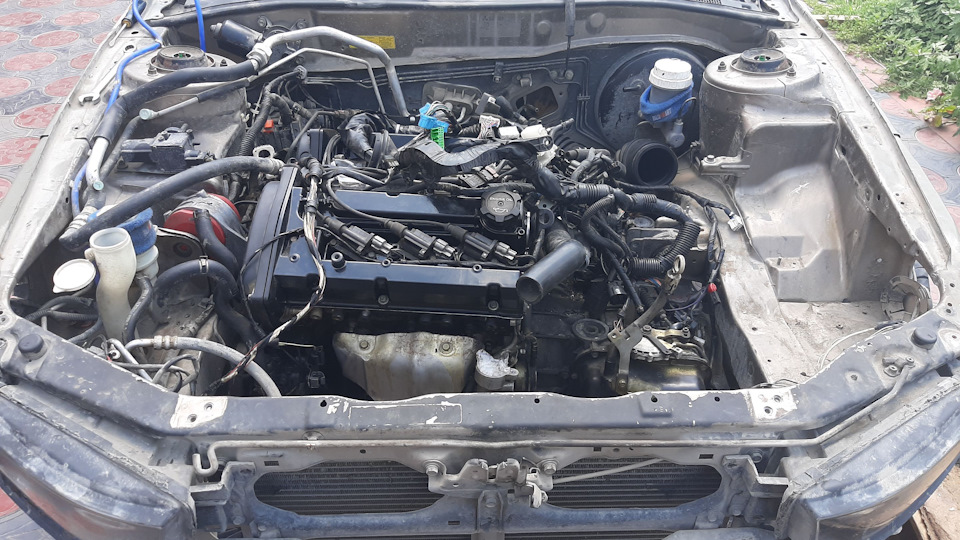 Вот так криво сейчас сидит мотор — Mitsubishi Galant (8G)
