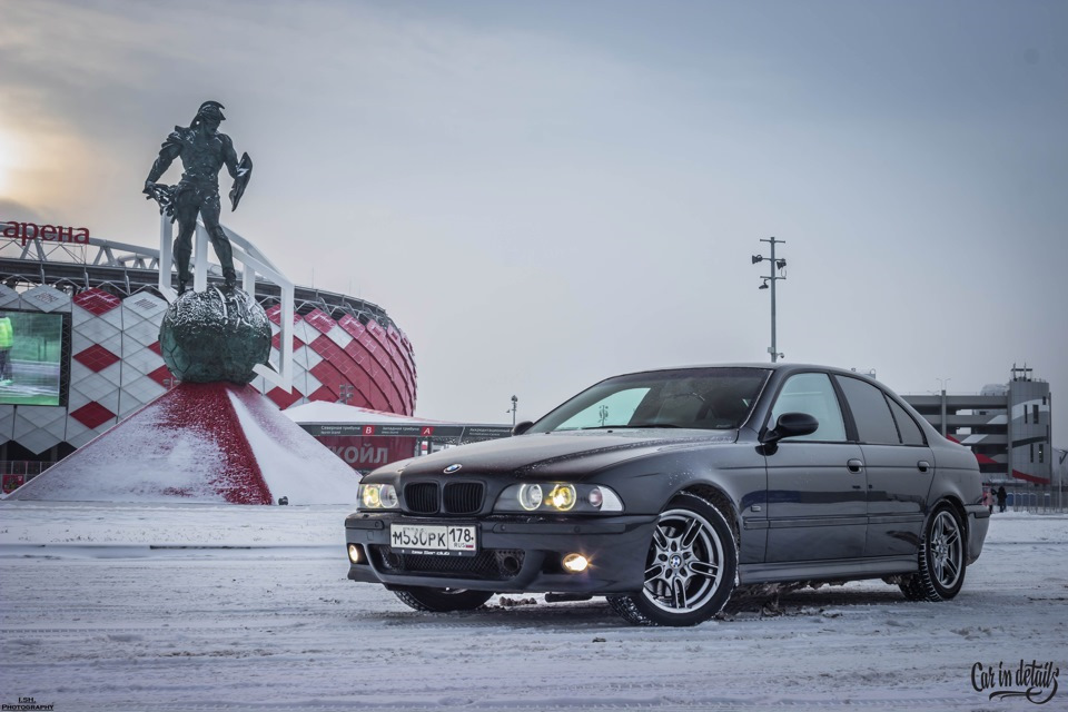 Стадион Спартак и знакомство с мечтой — BMW 5 series (E39)