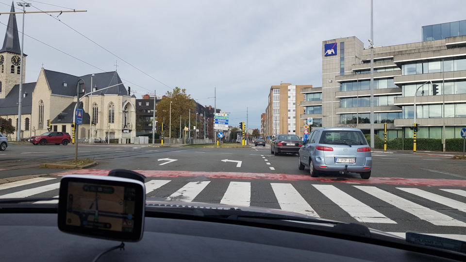 Подъезжаем к стоянке. — BMW 3 series Touring (E46)
