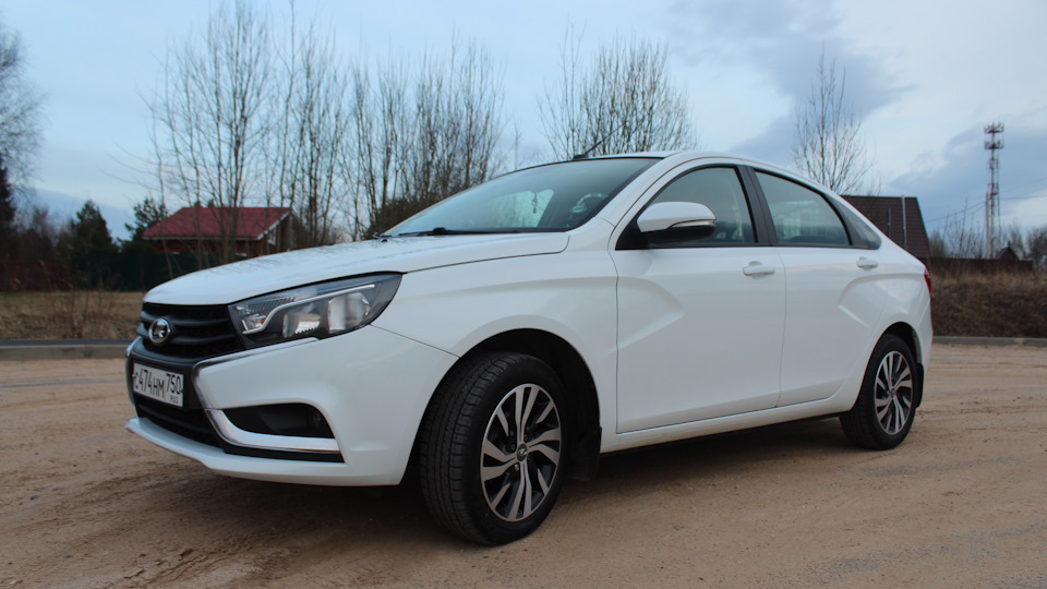 Lada Vesta Exclusive start