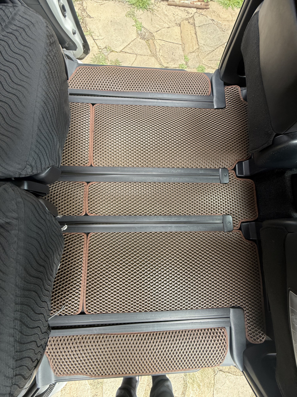 Photo from the logbook Toyota Esquire