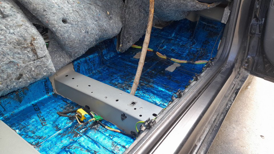 Фото в бортжурнале Citroen C4 (1G)