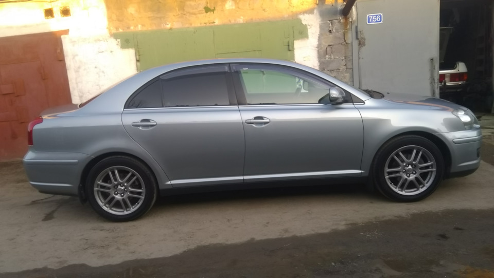 . — Toyota Avensis II