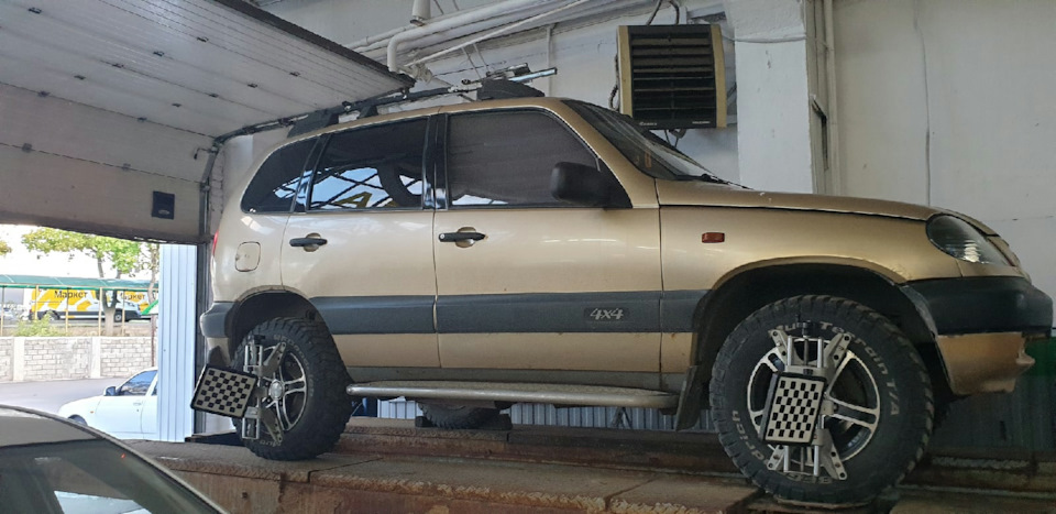 Фото в бортжурнале Chevrolet Niva (1G)