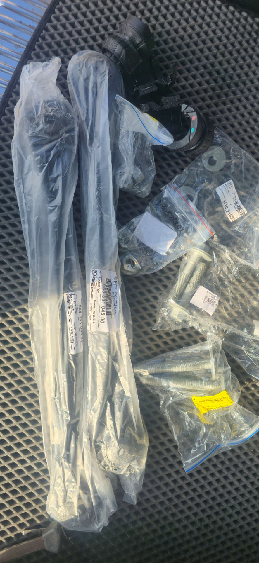 Фото в бортжурнале Volkswagen Touareg (2G). Запчасти на фото: 95833104500