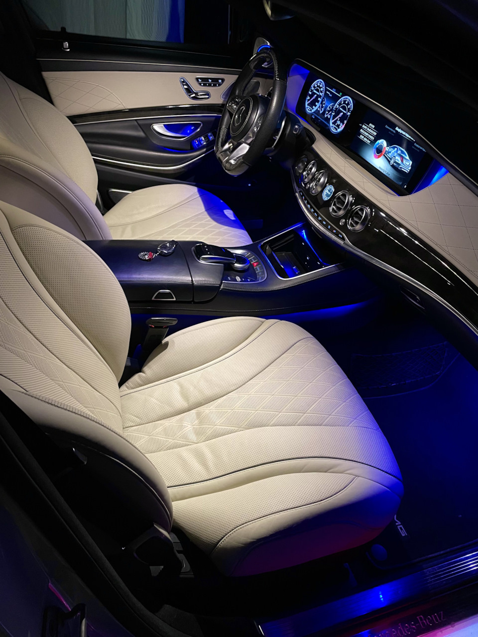Фото в бортжурнале Mercedes-Benz S-Class (W222)