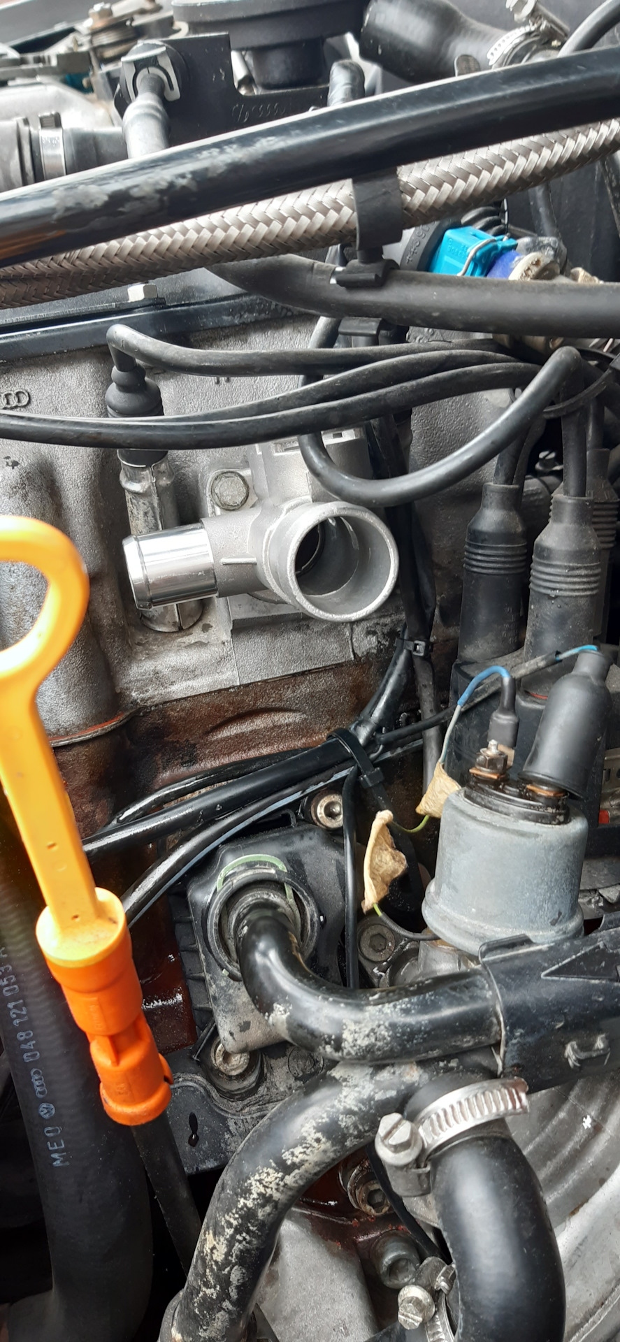 6 — Audi 80 (B4)