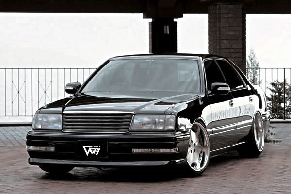 3 — Toyota Crown (S150)