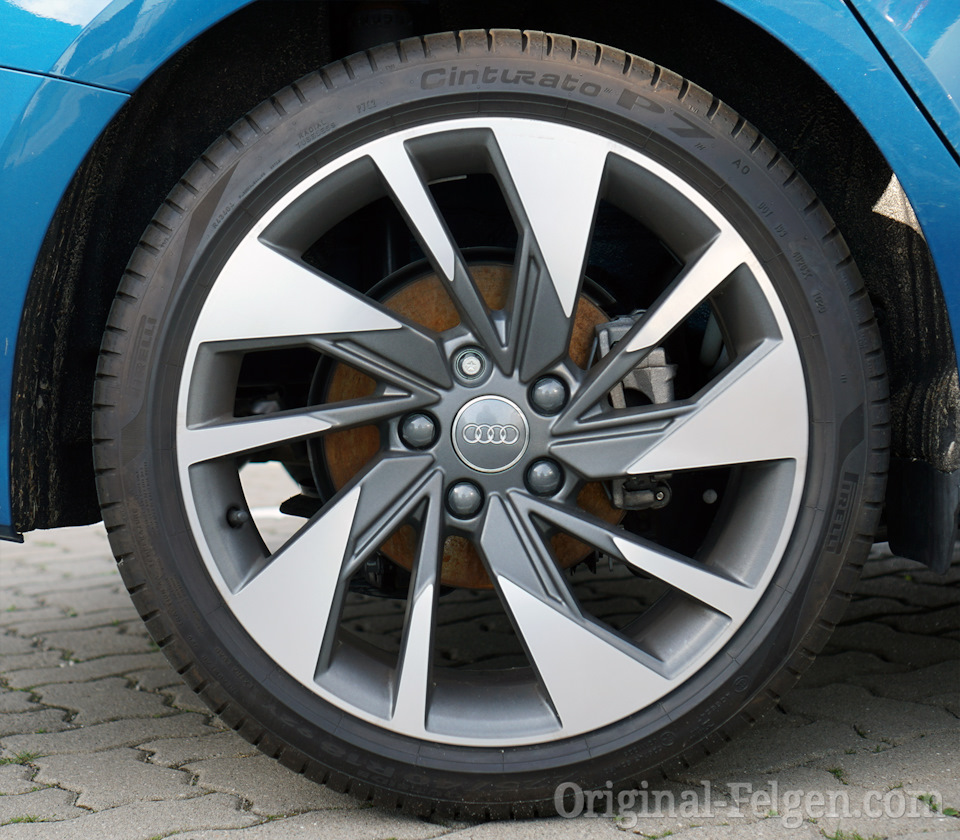 Фото в бортжурнале Audi A3 Sedan (8V)